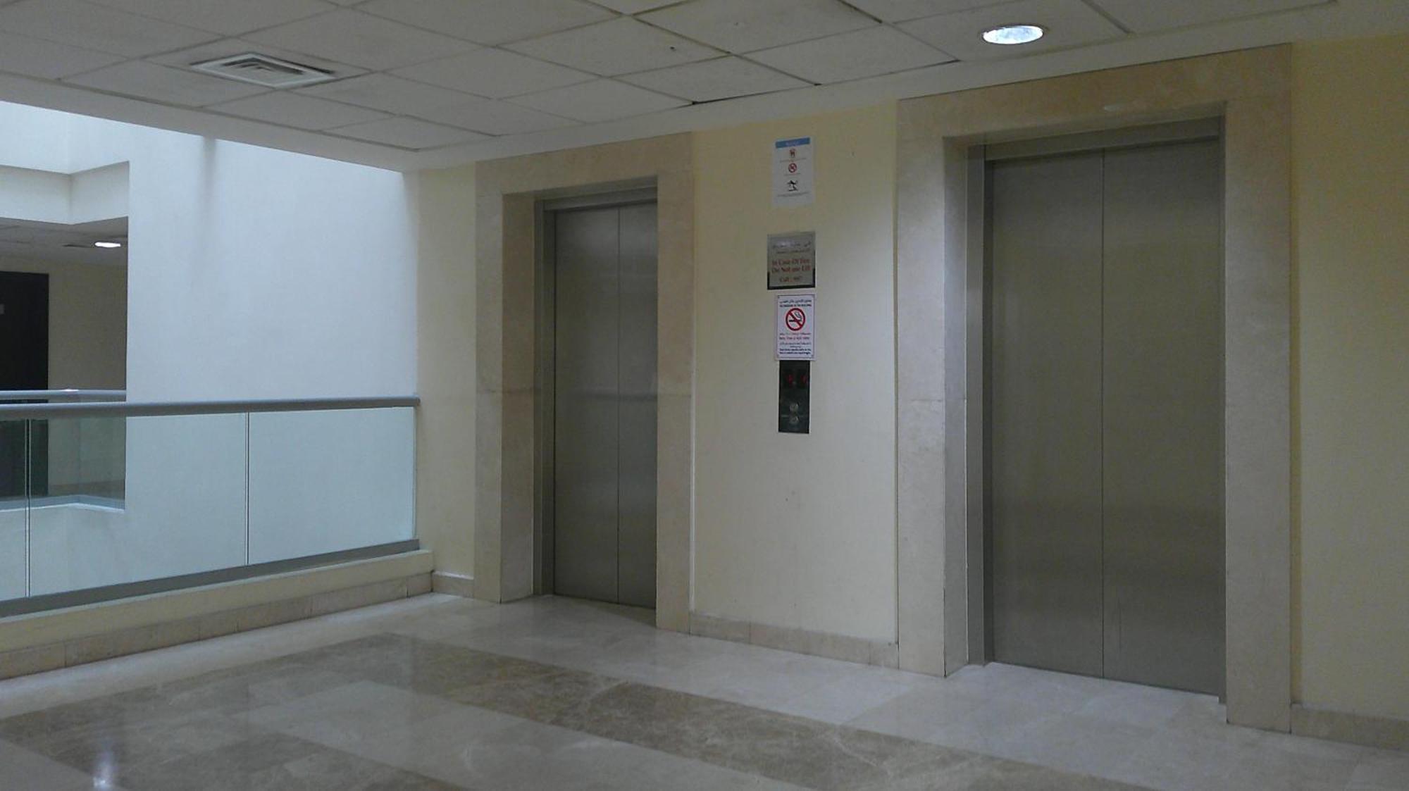 Ruby Star Hostel Dubai F2 Exterior photo